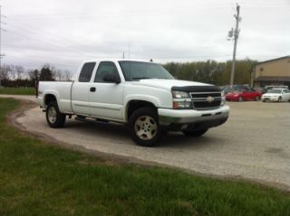 Used 2006 Chevrolet Silverado 1500 in Sussex, Wisconsin