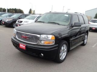 Used 2005 GMC Yukon Denali in Waterloo, Iowa