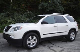 Used 2009 GMC Acadia SLE in Englewood Cliffs, New Jersey