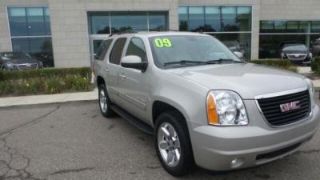 Used 2009 GMC Yukon SLT in Rochester, Michigan