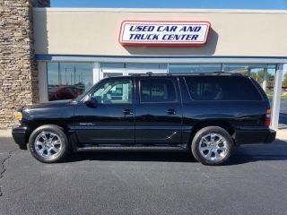 Used 2006 GMC Yukon XL 1500 in Champaign, Illinois