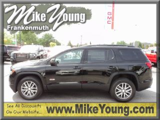 Used 2017 GMC Acadia SLE in Frankenmuth, Michigan