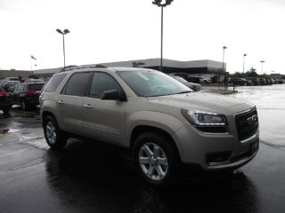 Used 2016 GMC Acadia SLE in Kenosha, Wisconsin