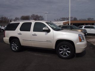 Used 2012 GMC Yukon Denali in Morris, Illinois
