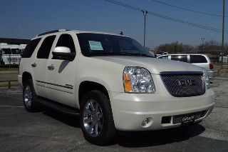 Used 2012 GMC Yukon Denali in Irving, Texas