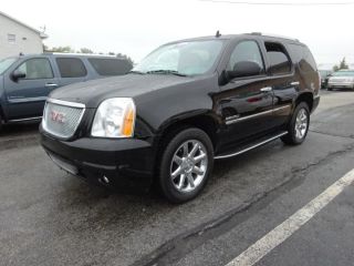 Used 2010 GMC Yukon Denali in Southampton, New Jersey