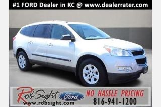 Used 2009 Chevrolet Traverse LS in Kansas City, Missouri