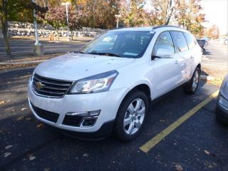 Used 2016 Chevrolet Traverse LT in Clarkston, Michigan