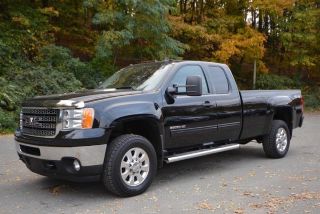 Used 2011 GMC Sierra 3500HD SLE in Naugatuck, Connecticut
