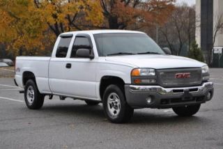 Used 2003 GMC Sierra 1500 SLE in Roosevelt, New York
