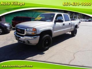 Used 2005 GMC Sierra 2500HD in Bakersfield, California
