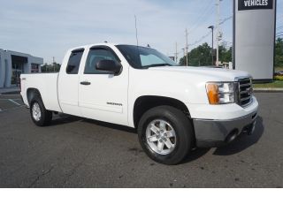 Used 2013 GMC Sierra 1500 SLE in Dunellen, New Jersey