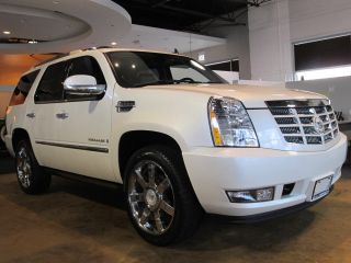Used 2008 Cadillac Escalade in Elmhurst, Illinois