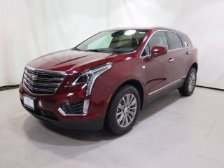Used 2017 Cadillac XT5 Luxury in Barrington, Illinois