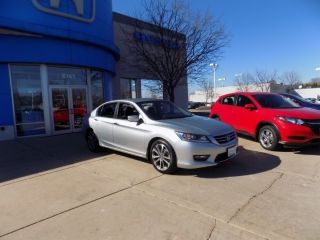 Used 2015 Honda Accord Sport in Greenfield, Wisconsin