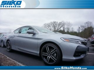 Used 2016 Honda Accord Touring in Raynham, Massachusetts