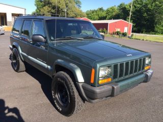 Used 2000 Jeep Cherokee Sport in Mayfield, Kentucky