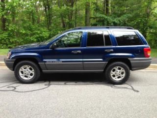Used 2002 Jeep Grand Cherokee Laredo in Rockland, Massachusetts