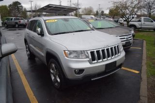 Used 2011 Jeep Grand Cherokee Overland in Framingham, Massachusetts