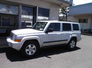 Used 2008 Jeep Commander Sport in Pearl City, Hawaii