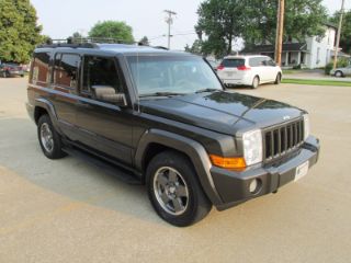 Used 2006 Jeep Commander Base in Washington, Indiana