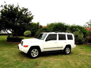 Used 2006 Jeep Commander Limited Edition in Arlington, Texas