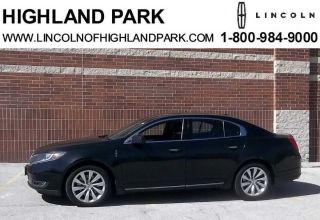 Used 2016 Lincoln MKS in Highland Park, Illinois