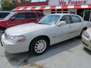Used 2006 Lincoln Town Car Signature in Lake Havasu City, Arizona