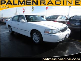 Used 2005 Lincoln Town Car Signature in Racine, Wisconsin