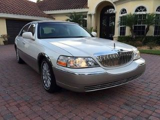 Used 2003 Lincoln Town Car Signature in Naples, Florida