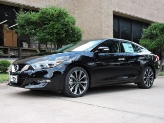 Used 2016 Nissan Maxima SR in Richardson, Texas