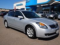 Used 2009 Nissan Altima SL in Boston, Massachusetts