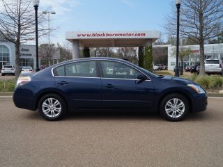 Nissan Altima S 2012