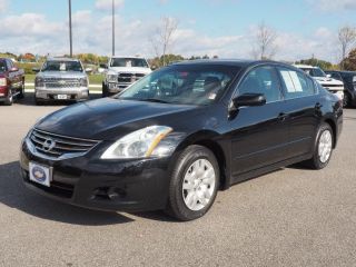 Used 2011 Nissan Altima S in Portsmouth, New Hampshire