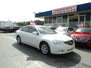 Used 2012 Nissan Altima S in Hollywood, Florida