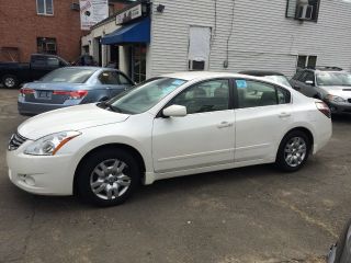 Used 2012 Nissan Altima S in Danbury, Connecticut