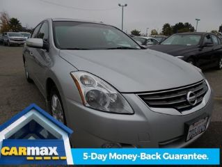 Used 2010 Nissan Altima SL in Inglewood, California
