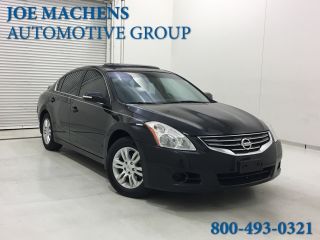 Used 2011 Nissan Altima S in Columbia, Missouri