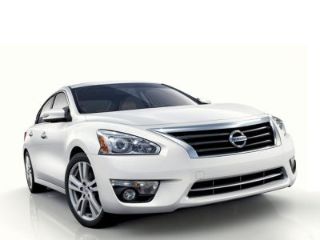 Used 2013 Nissan Altima in Waycross, Georgia