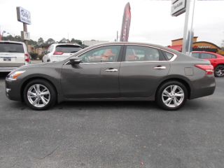 Used 2013 Nissan Altima SL in Bainbridge, Georgia