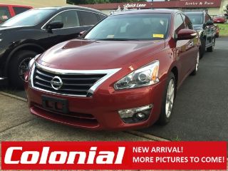 Used 2014 Nissan Altima SV in Charlottesville, Virginia