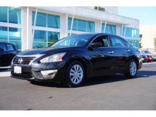 Used 2014 Nissan Altima SV in Ventura, California