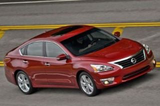 Used 2015 Nissan Altima S in Milford, Connecticut