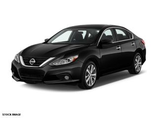 Used 2016 Nissan Altima SR in Dearborn, Michigan