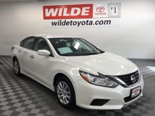 Used 2016 Nissan Altima S in West Allis, Wisconsin