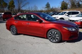 Used 2017 Nissan Altima SV in Huntsville, Alabama