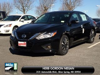 Used 2016 Nissan Altima SL in Silver Spring, Maryland