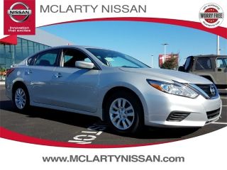 Used 2017 Nissan Altima S in Little Rock, Arkansas
