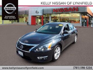 Used 2013 Nissan Altima SL in Lynnfield, Massachusetts