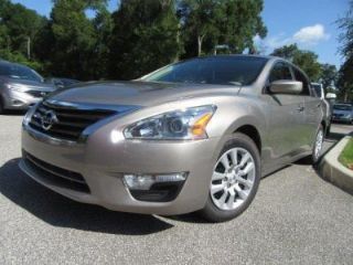 Used 2014 Nissan Altima S in Deland, Florida